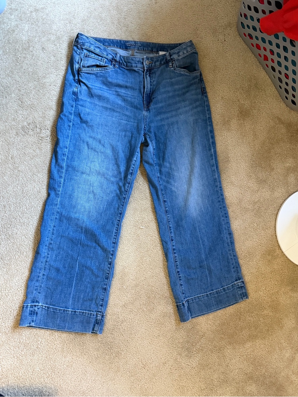 Chico's Light Blue Cropped Wide-Leg Jeans